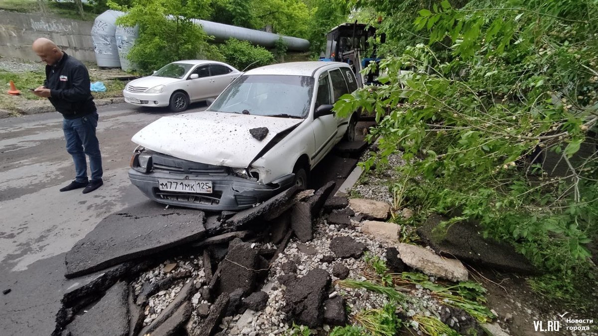 Рвануло прямо под машиной»: выясняются причины ЧП во Владивостоке — фото -  PortoFranko