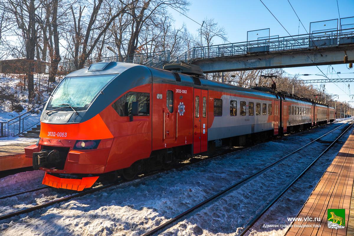 Не зря Кожемяко в электричках ездит»: «легкое метро» Владивостока начнется  с Чуркина - PortoFranko