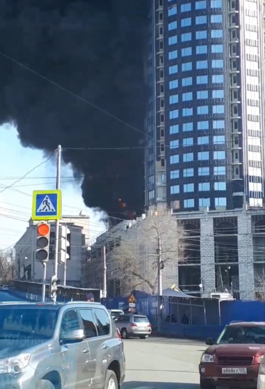 При чем здесь экс-мэр Николаев?»: страшный пожар во Владивостоке перепугал  город - PortoFranko